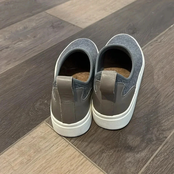 Lucky Brand Tauve Grayish slip on sneakers size 7 - Picture 6 of 12